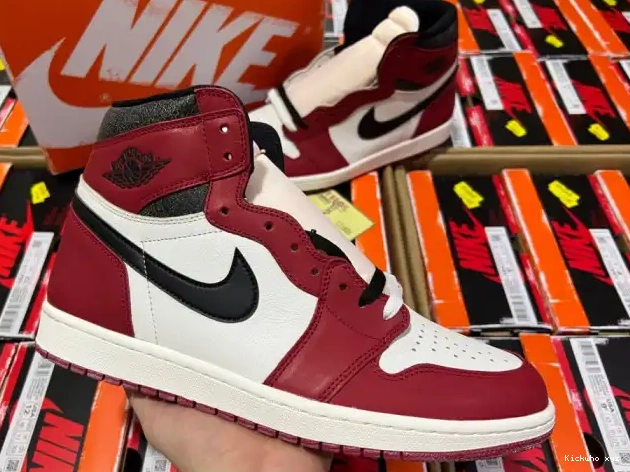 Lost DZ5485-612 & Air Jordan Retro High 1 Found OG 0316